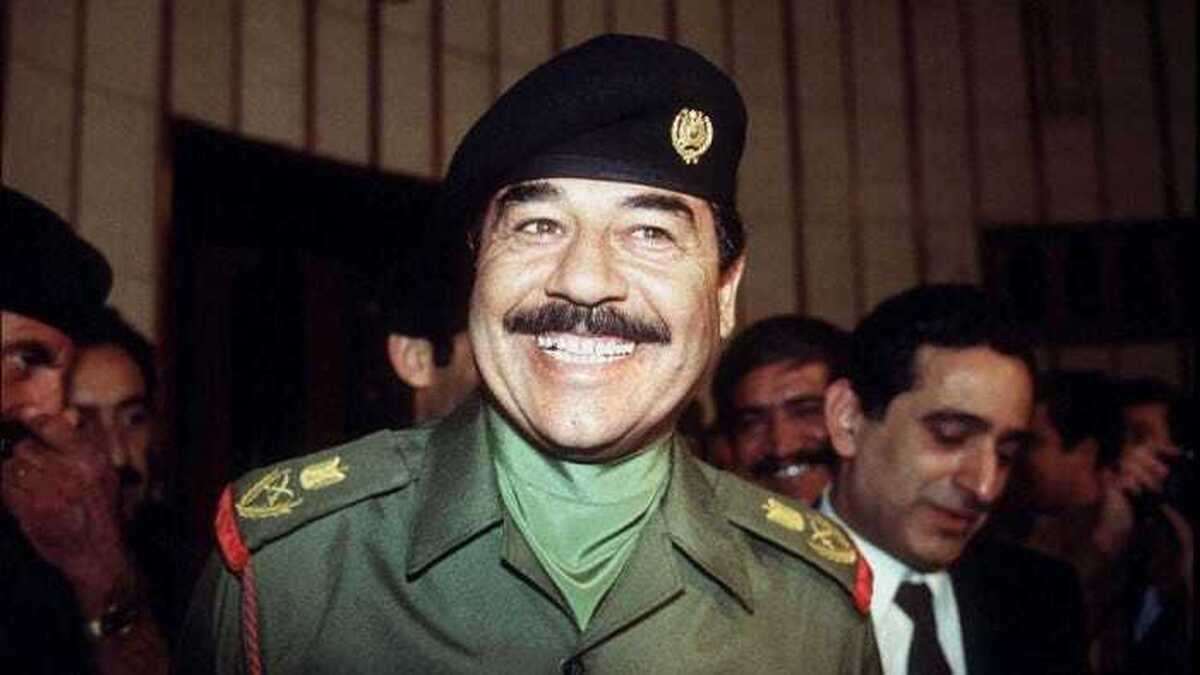 سنگ قبر صدام حسین