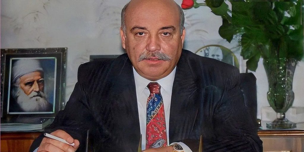 سنگ قبر هژبر یزدانی