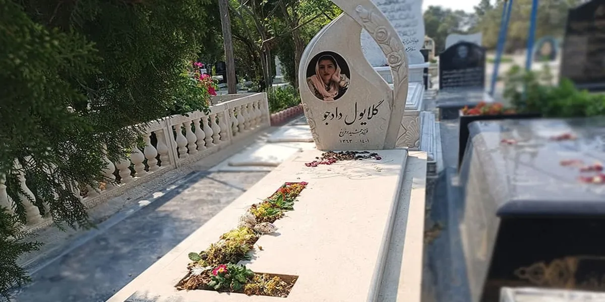 بهترین مدل تاج سنگ قبر